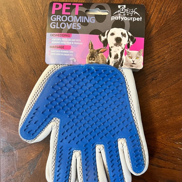 Pet Grooming Gloves Deshedding Massaging NWT - Picture 6 of 7